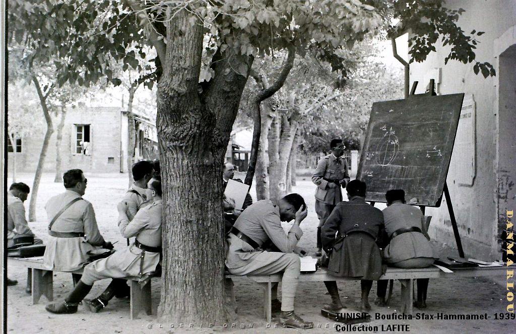 TUNISIE 1939  66 EME  REGIMENT D ARTILLERIE (36).JPG
